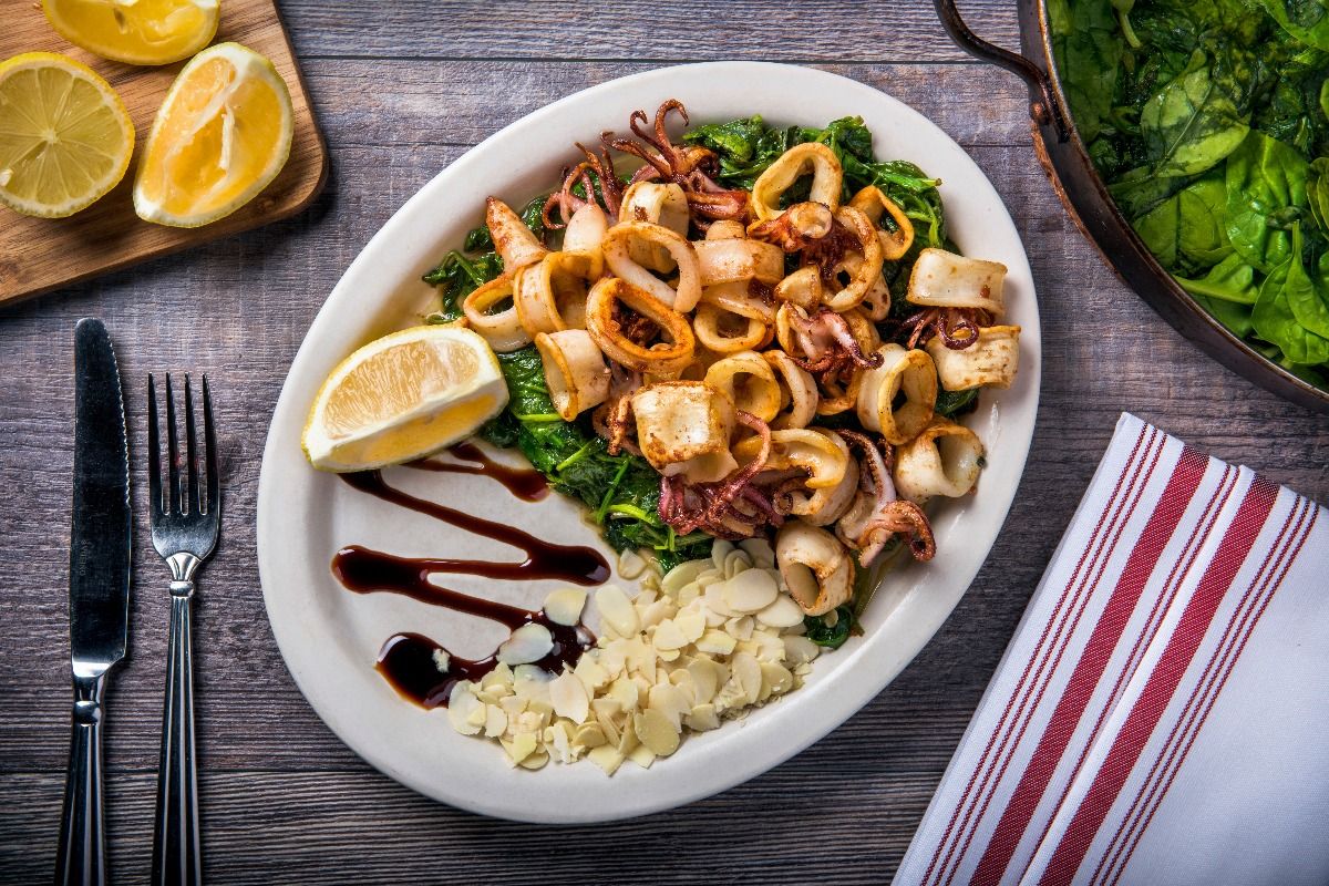 Fried Calamari with Spinach (Getty Images)