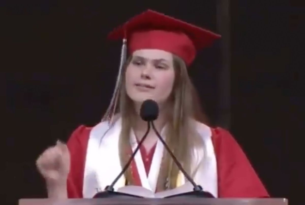 Screengrab from Lake Highlands High School valedictorian, Paxton Smith's graduation speech on abortion rights. (Twitter/@littlewhitty)