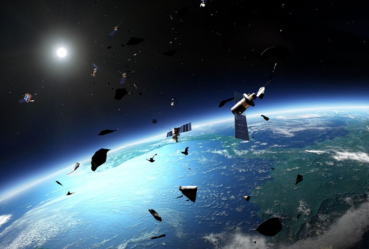 Space junk around Earth (Getty Images/MARK GARLICK/SCIENCE PHOTO LIBRARY)