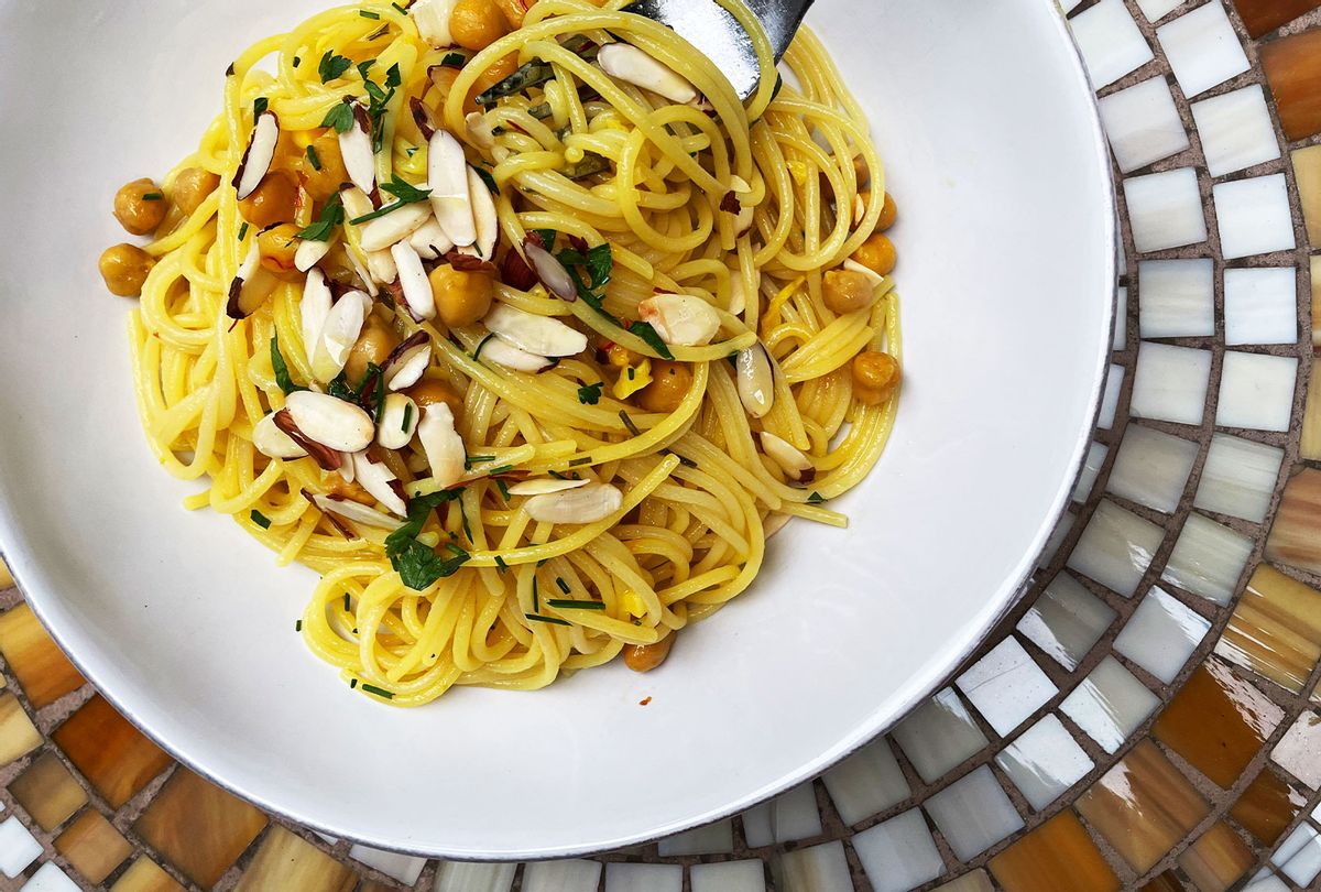 Saffron and chickpea pasta (Maggie Hennessey)