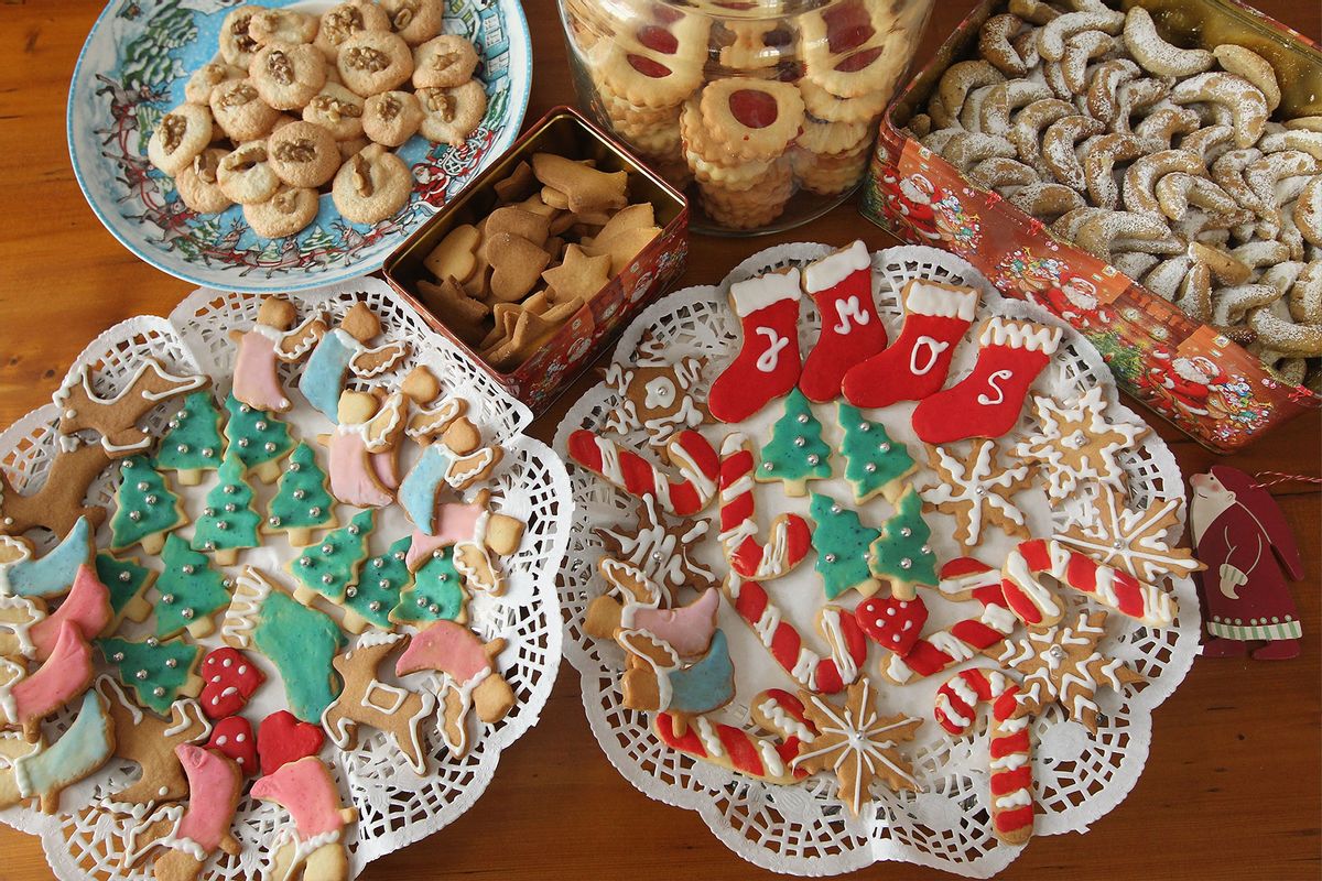First Christmas cookie platter of the season : r/Baking