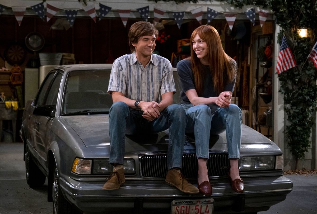 Topher Grace as Eric Forman, Laura Prepon as Donna Pinciotti on "That ‘90s Show" (Patrick Wymore/Netflix)