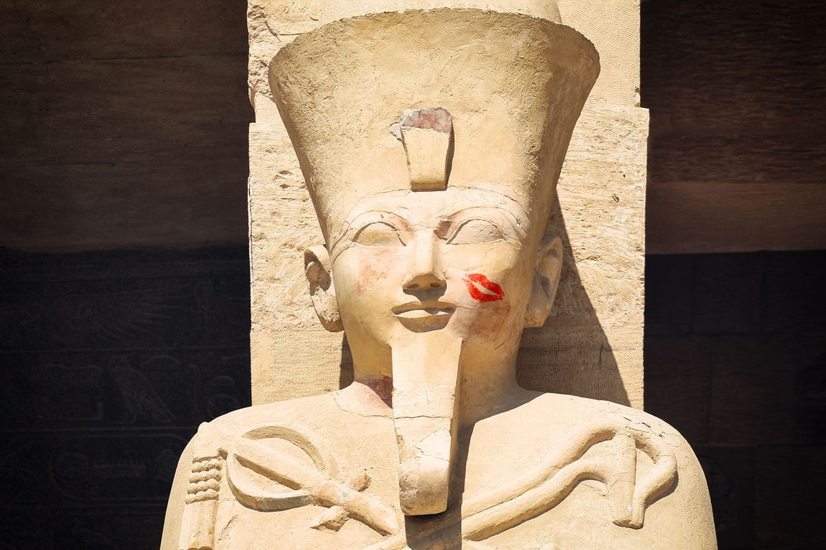 Osiris with a kiss on the cheek (Photo illustration by Salon/Getty Images)