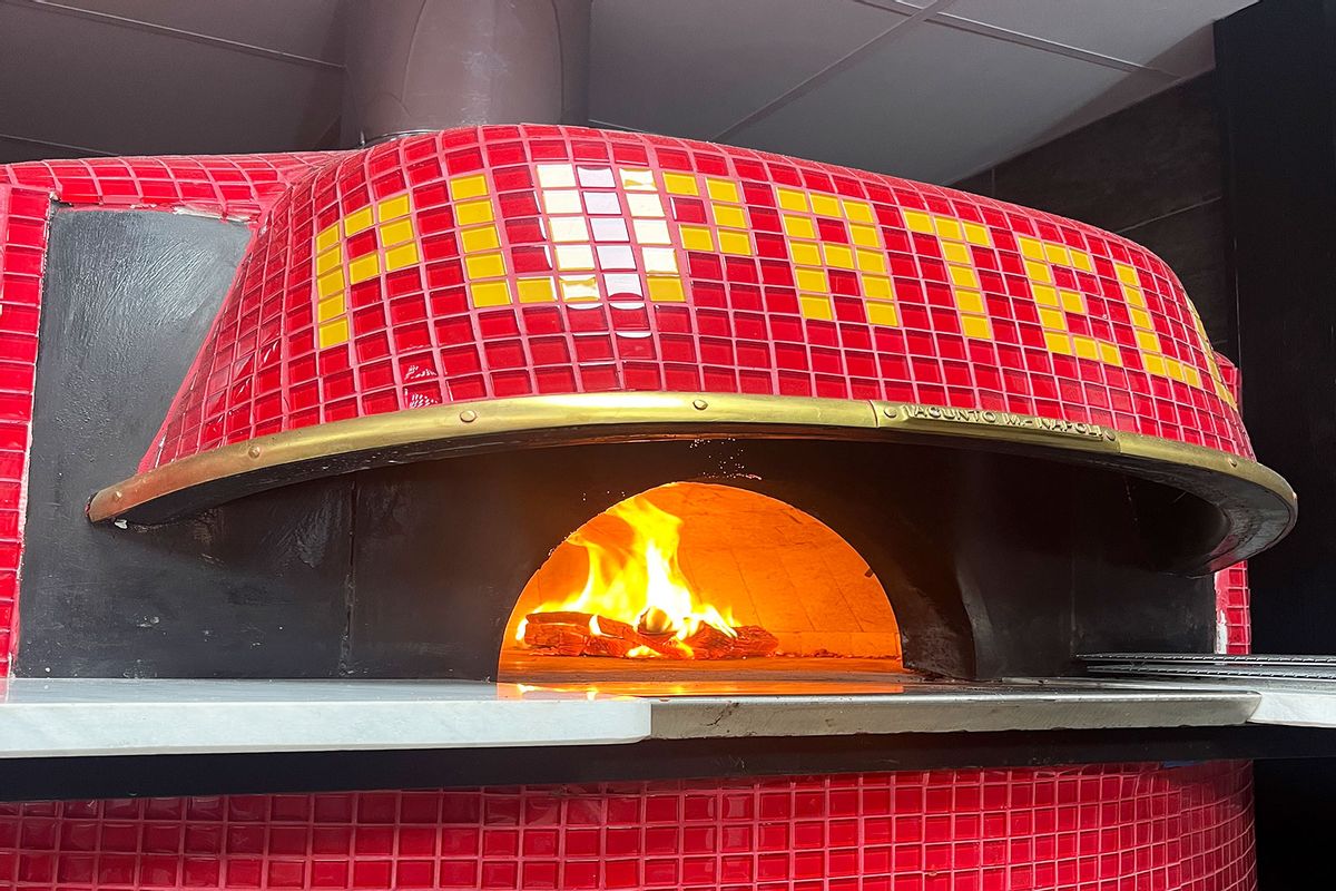 Your Private Pizzeria: The Backyard Pizza Oven You Have Been Waiting For