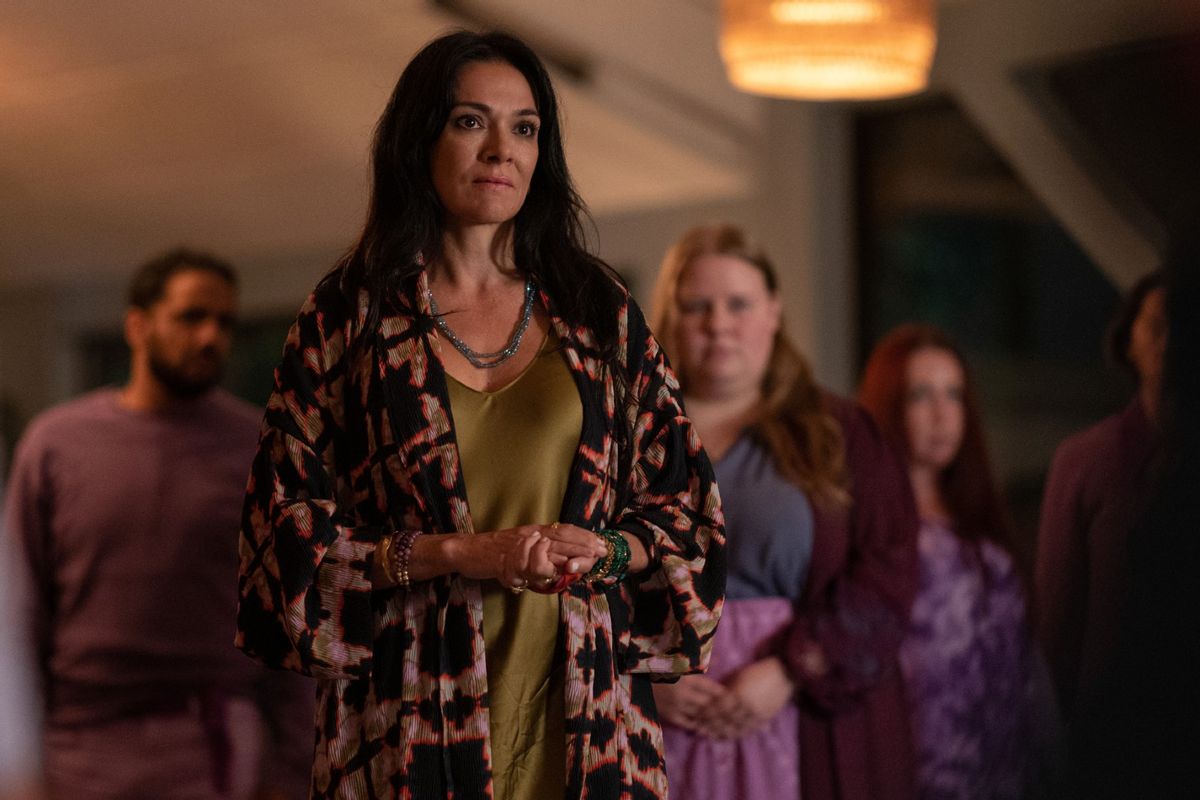NextImg:"Yellowjackets" takes a page from "Flatliners"