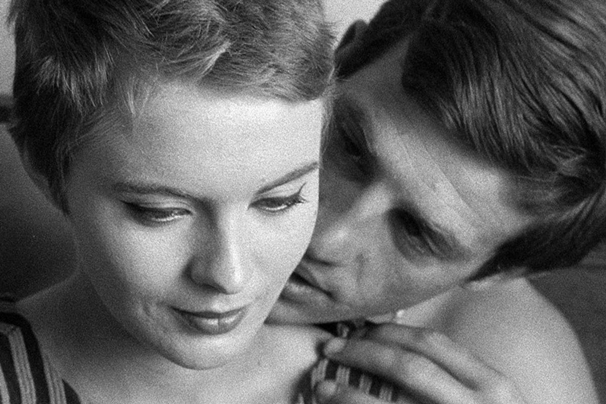 Jean Seberg and Jean-Paul Belmondo in Jean-Luc Godard???s BREATHLESS (1960), this year celebrating its 50th anniversary. PHOTO CREDIT: Rialto Pictures/StudioCanal