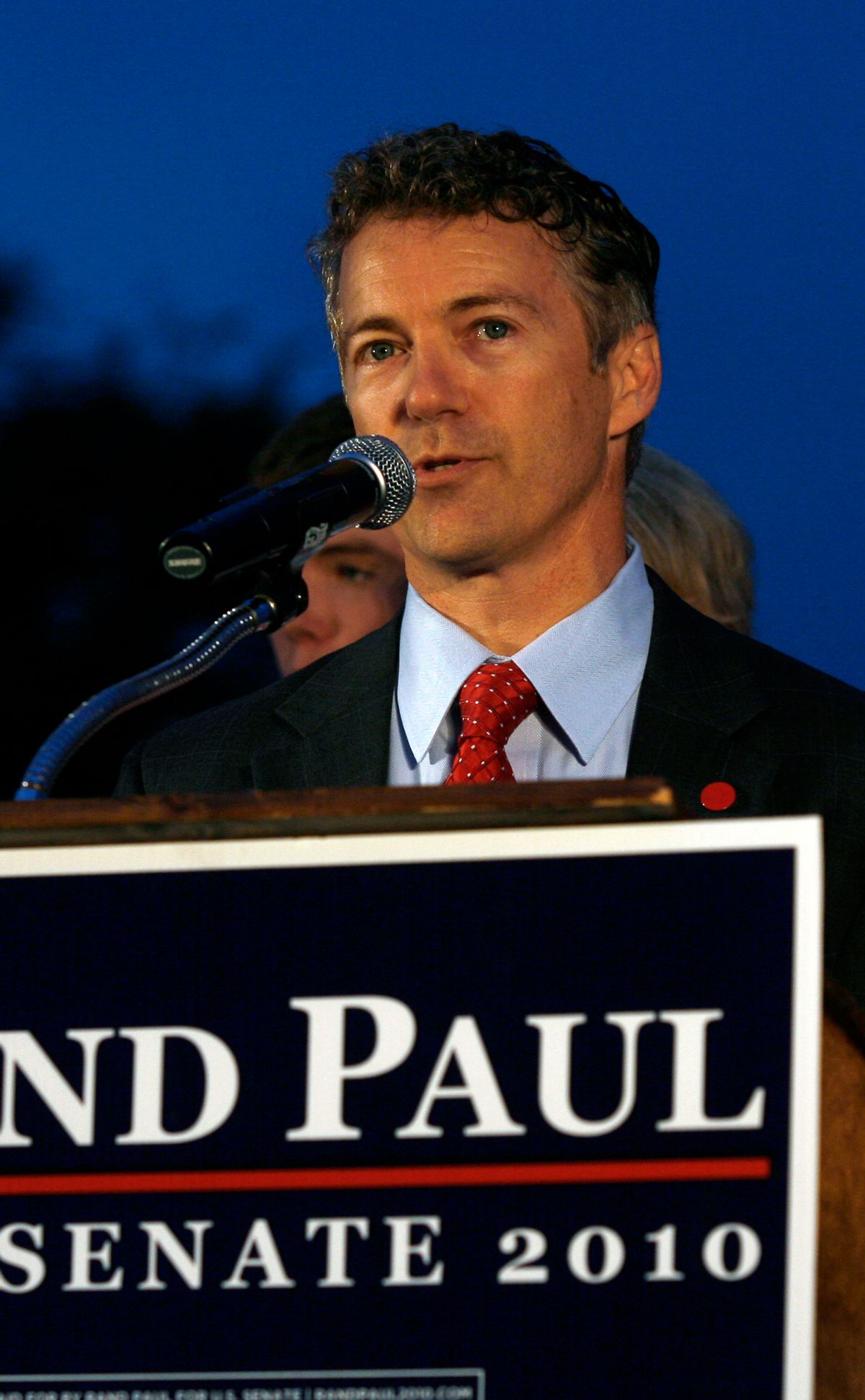 Rand Paul gives his victory speech after winning the Senate Republican primary election in Bowling Green, Kentucky, at Bowling Green Country Club May 18, 2010. Rand Paul, a doctor and son of libertarian Republican Representative Ron, beat Kentucky Secretary of State Trey Grayson for the Republican nomination for an open U.S. Senate seat in a race seen as an early test of the strength of the movement.           REUTERS/Jake Stevens   (UNITED STATES - Tags: POLITICS ELECTIONS) (Reuters)