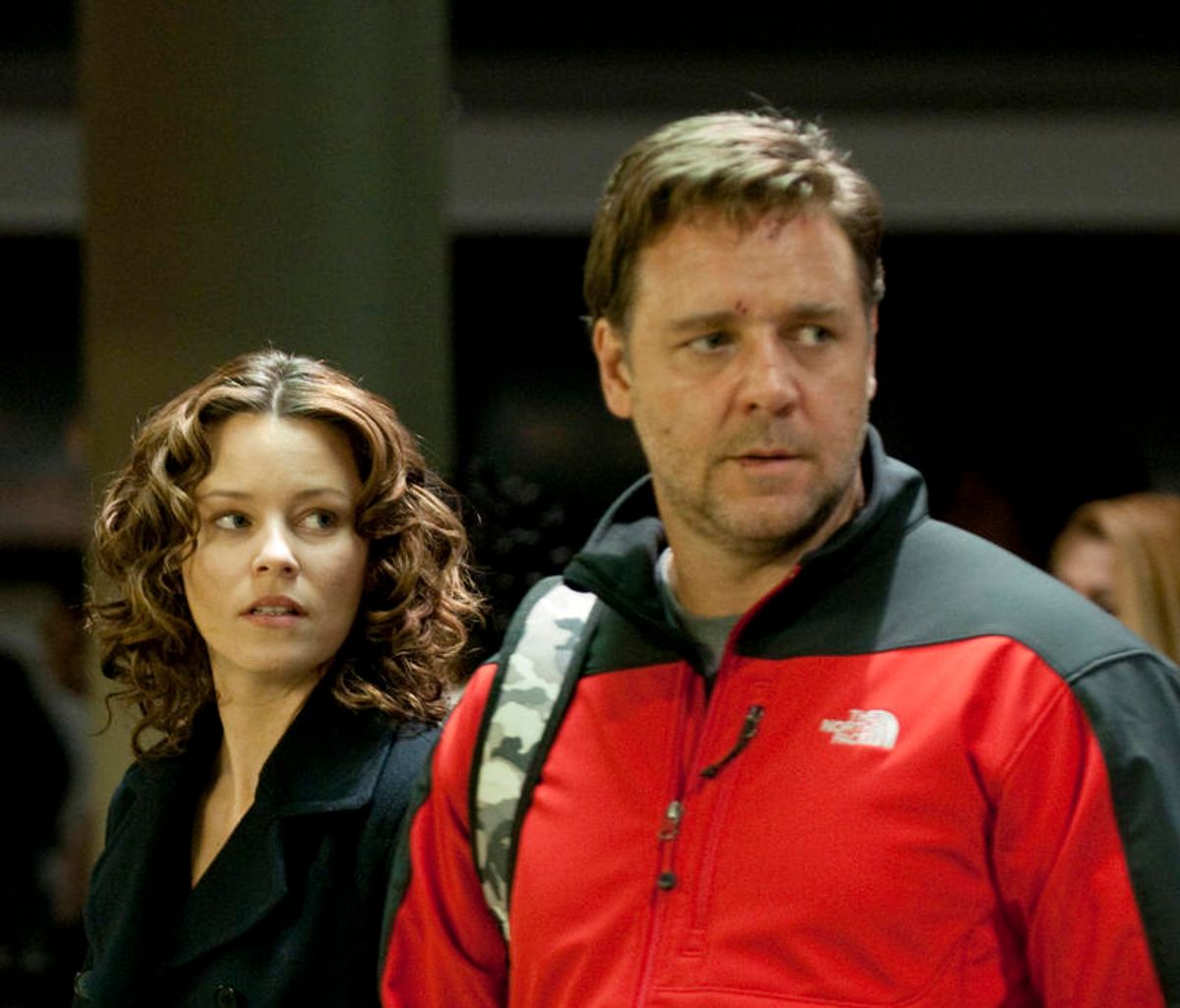 Elizabeth Banks and Russell Crowe in "The Next Three Days"