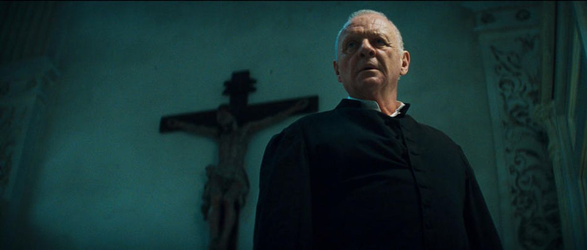Anthony Hopkins as Father Lucas in "The Rite" 