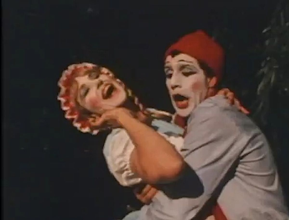The one thing we don't miss about the 80s: mimes.