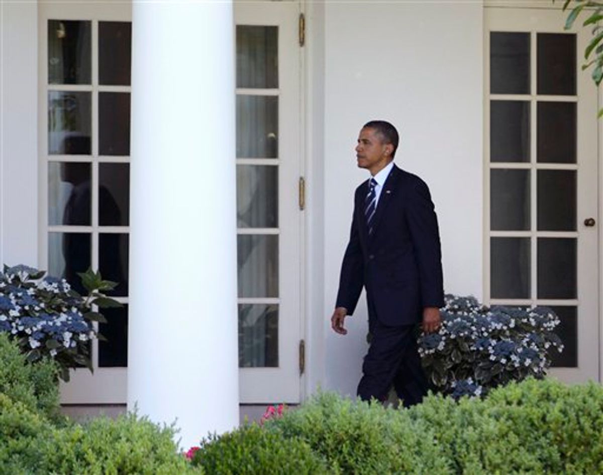 President Barack Obama walks to the Oval Office of the White House in Washington, Friday, June 3, 2011, as he returned from Ohio. (AP Photo/Carolyn Kaster) (AP)