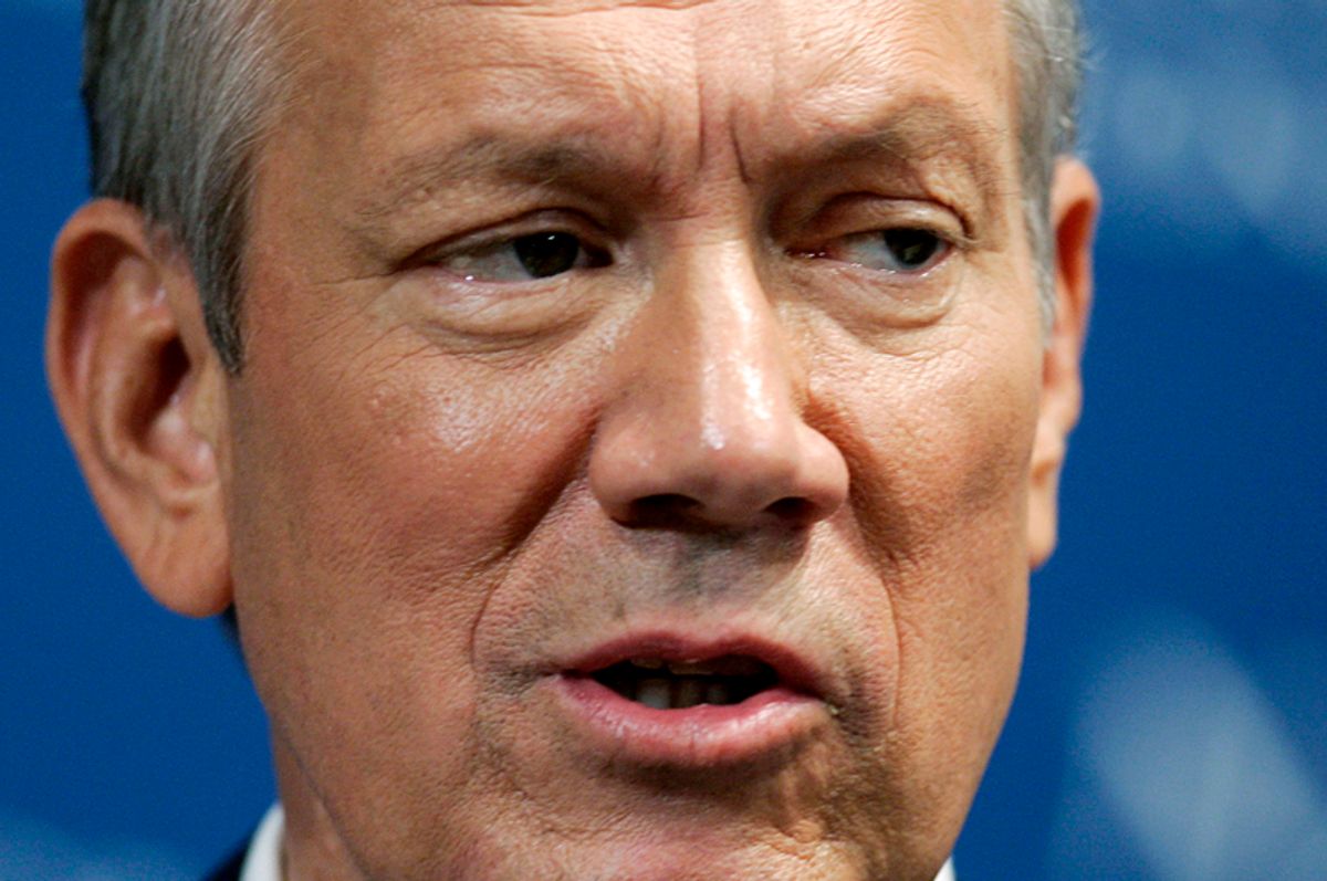 New York Governor George Pataki addresses the National Press Club on energy independence in Washington August 7, 2006.   REUTERS/Jim Young   (UNITED STATES)  (Â© Jim Young / Reuters)