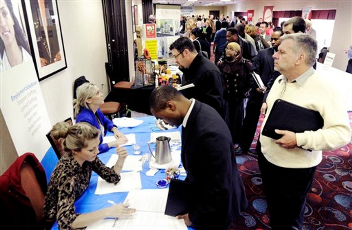  Job seekers attend the Minneapolis Career Fair held Wednesday, Nov. 2, 2011, in Bloomington, Minn.   (AP Photo/Jim Mone)