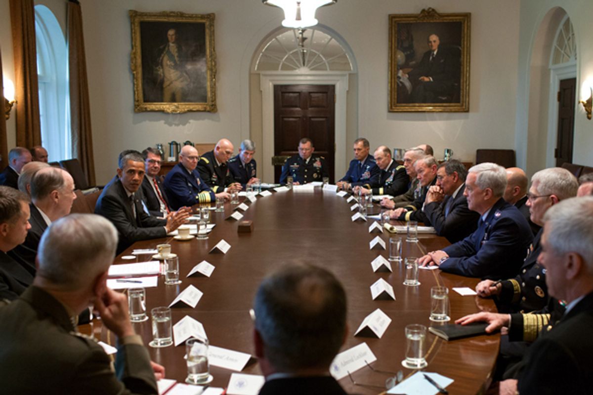 President Obama meets with Combatant Commanders and senior military leadership in the Cabinet Room of the White House.    (The White House/Pete Souza)