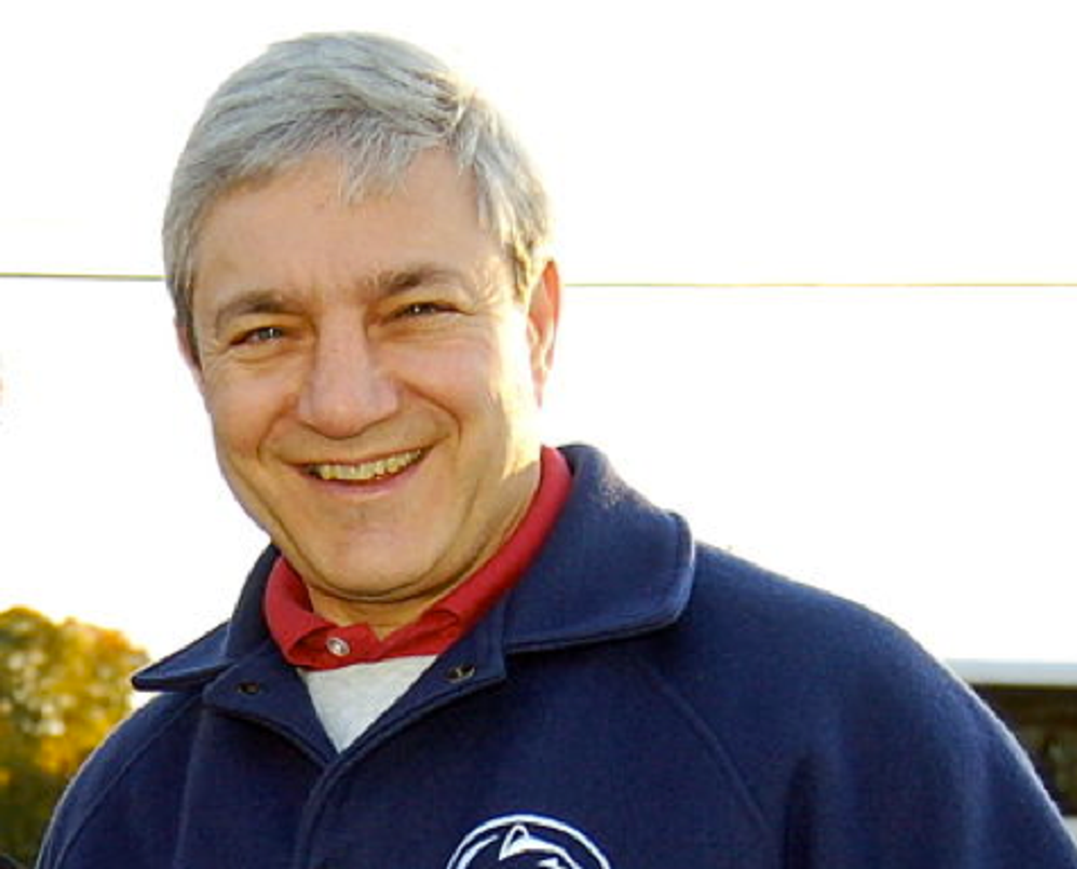  Graham Spanier, ex-Penn State president (Wikimedia)     