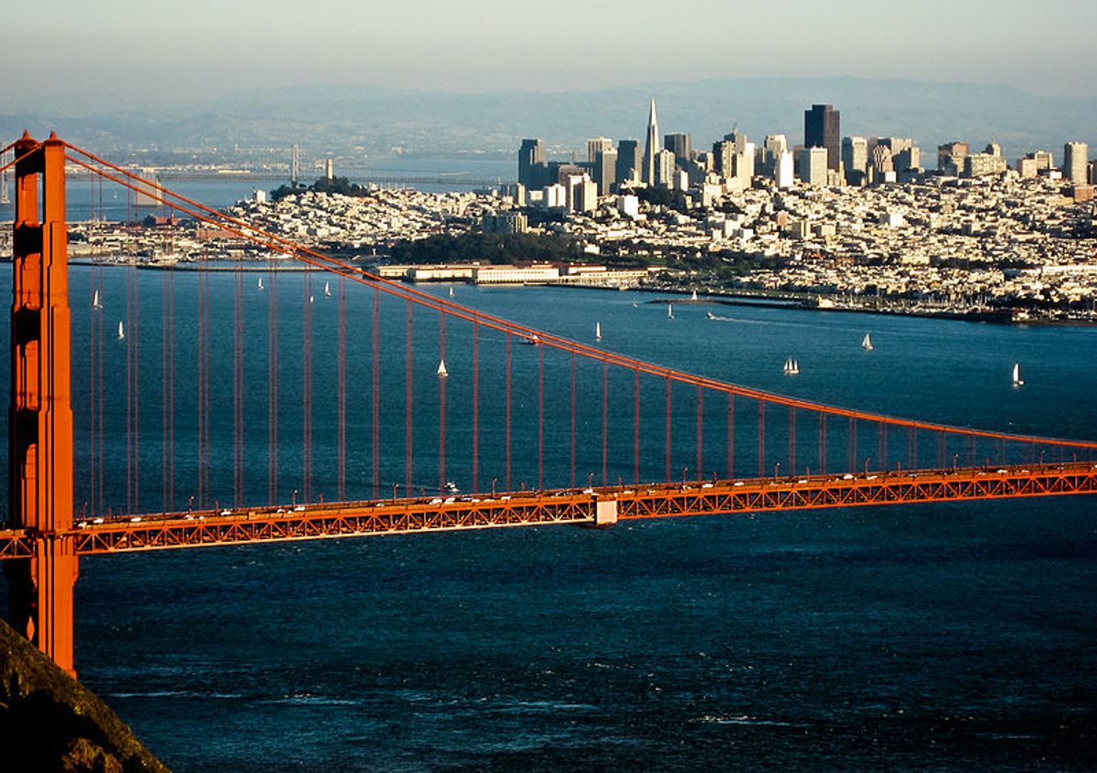  San Francisco has the country's highest minimum wage   (via Wikipedia)