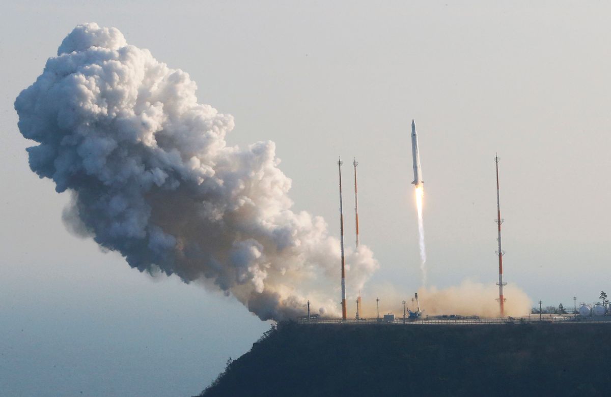 South Korea's rocket takes off from its launch pad at the Naro Space Center in Goheung, South Korea, Wednesday, Jan. 30, 2013.       (AP/Yonhap, Lee Sang-hak)