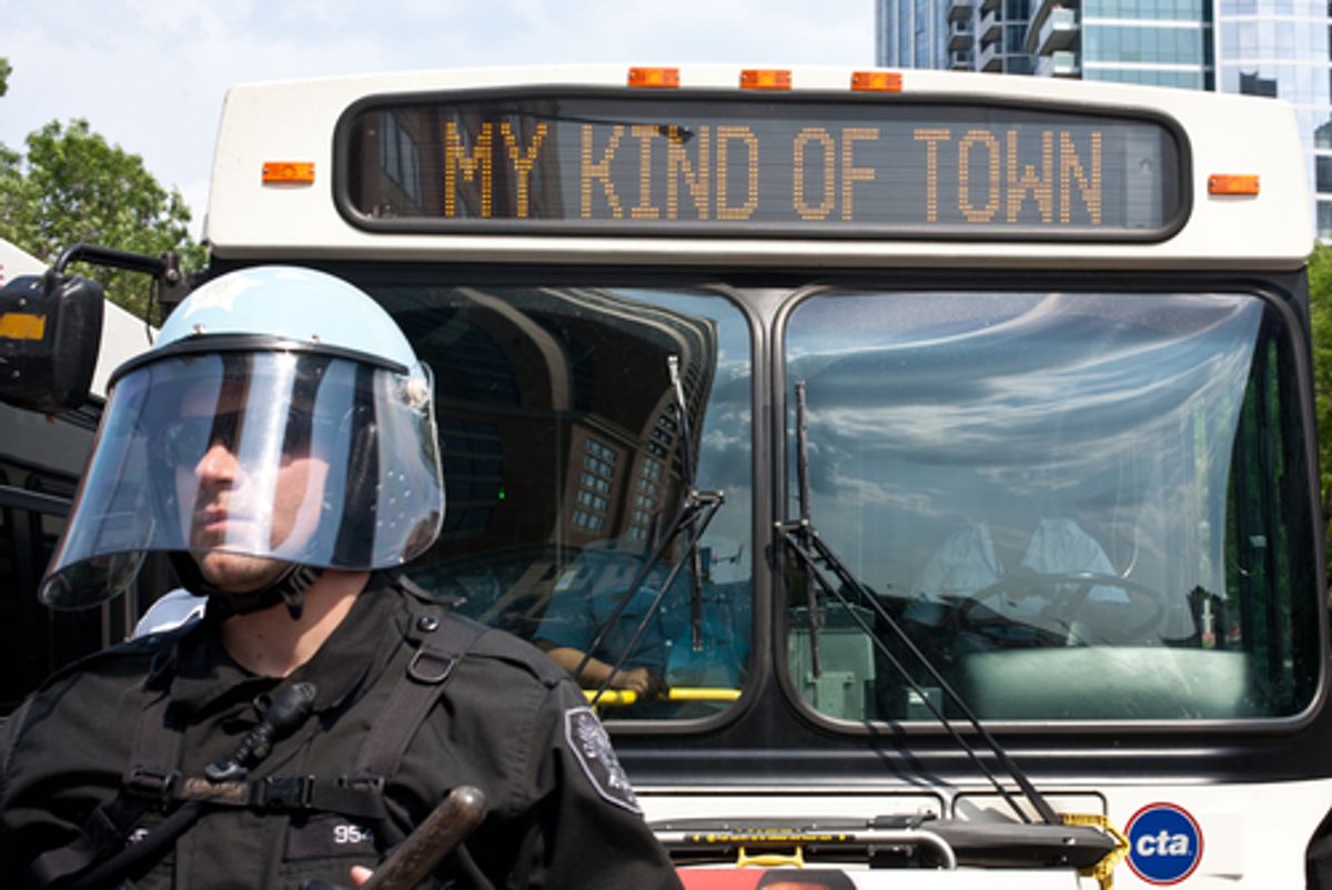  A Chicago police officer during last year's anti-NATO protests      (Theresasc75 / Shutterstock)
