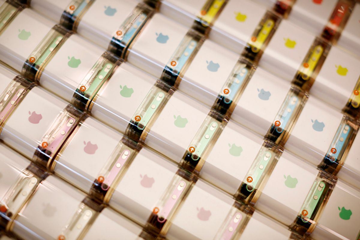 A table of the iPod nano is seen at the Apple Store.  (Reuters/Stephen Lam)
