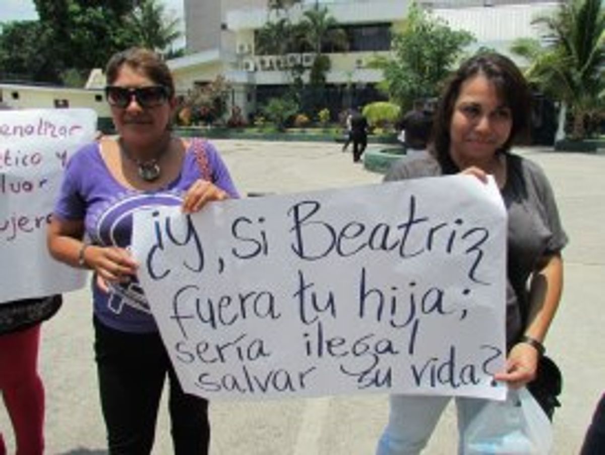 Reproductive rights advocates protest El Salvador's absolute ban on abortion       (Agrupación Ciudadana por la Despenalización del Aborto)