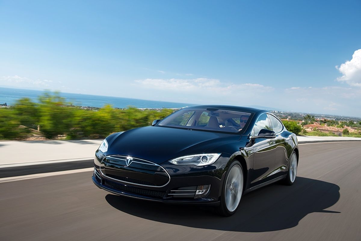  The Model S (Tesla Motors)