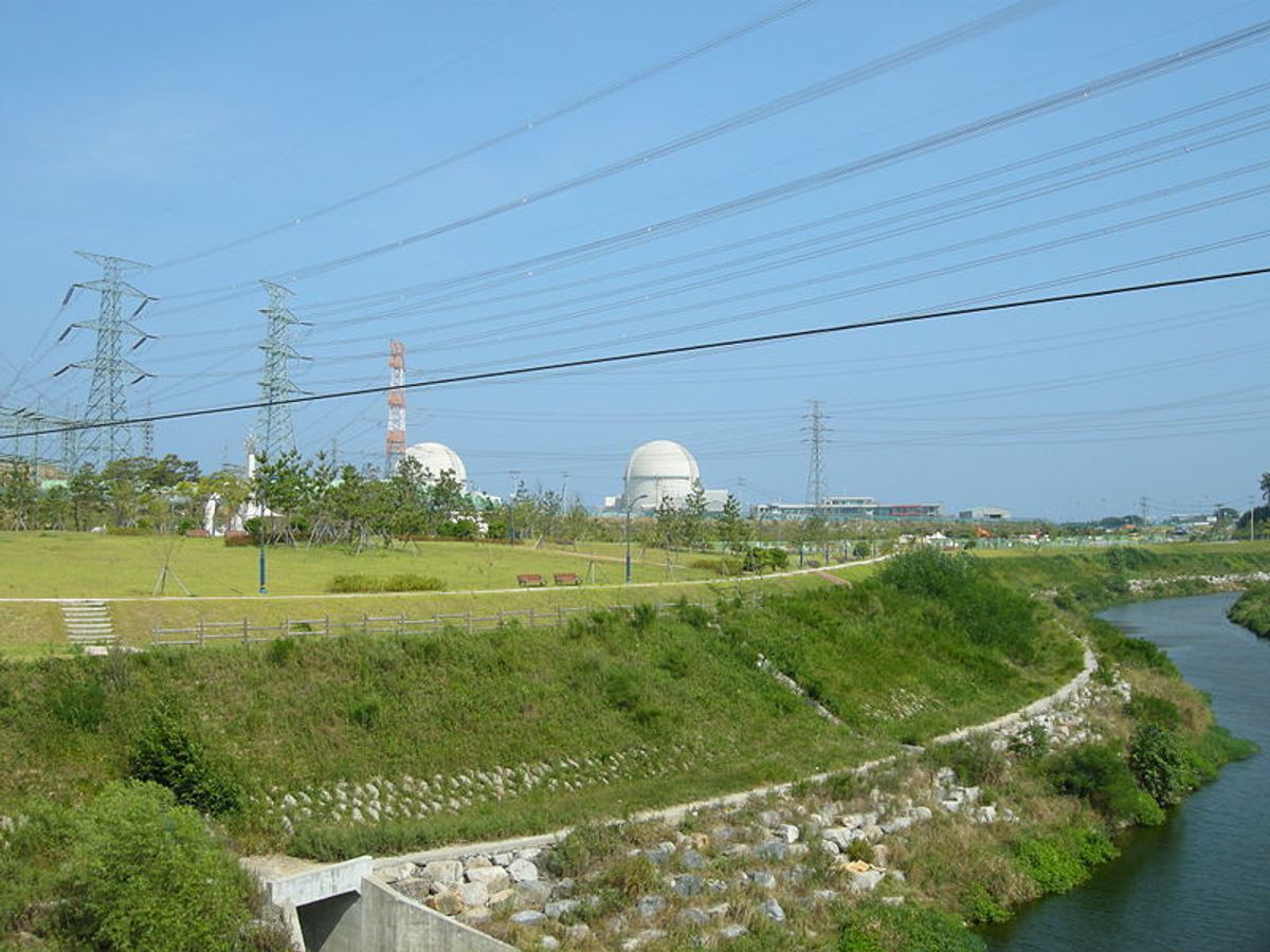 The Kori Nuclear Power Plant in South Korea  (Wikimedia Commons)
