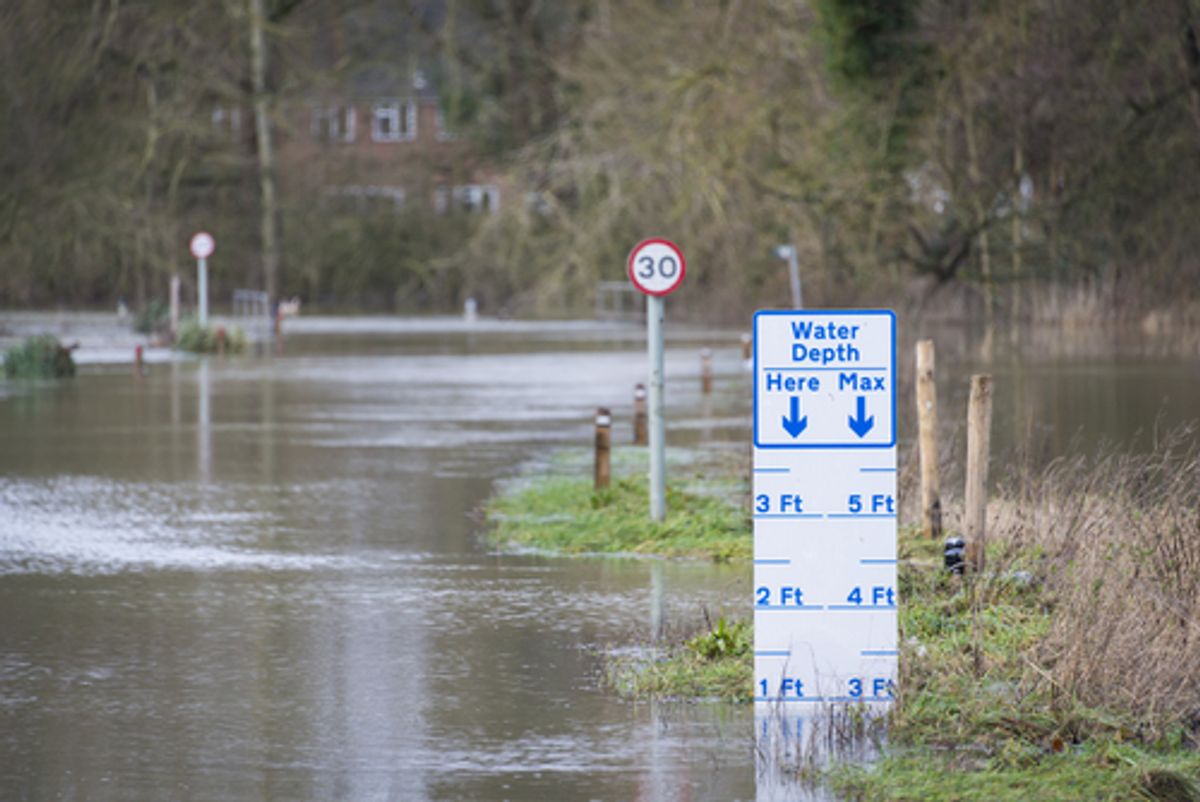 UK Winter Floods of 2014 in Cookham Village      (Fotogenix/Shutterstock)