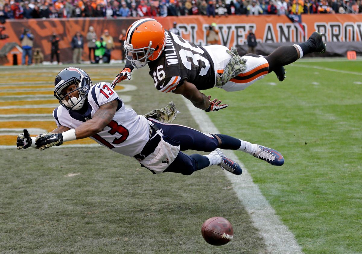 10ThingstoSeeSports - Cleveland Browns defensive back K'Waun Williams (36) breaks up a pass in the end zone against Houston Texans wide receiver Damaris Johnson in the first quarter of an NFL football game Sunday, Nov. 16, 2014, in Cleveland. (AP Photo/Tony Dejak, File) (AP)