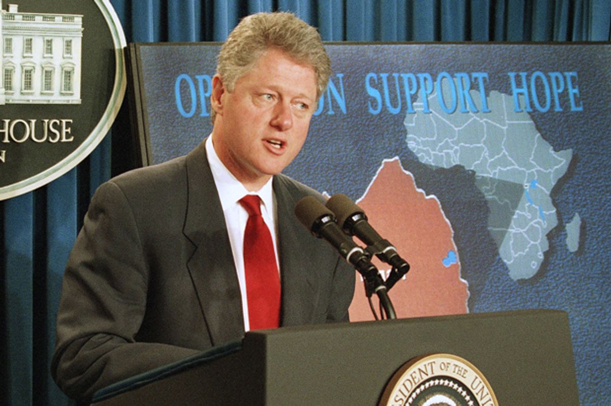 Bill Clinton announces that he has asked Congress to approve emergency funds of $320 million to supply water and food to refugees who have fled Rwanda, July 29, 1994.   (AP/Wilfredo Lee)