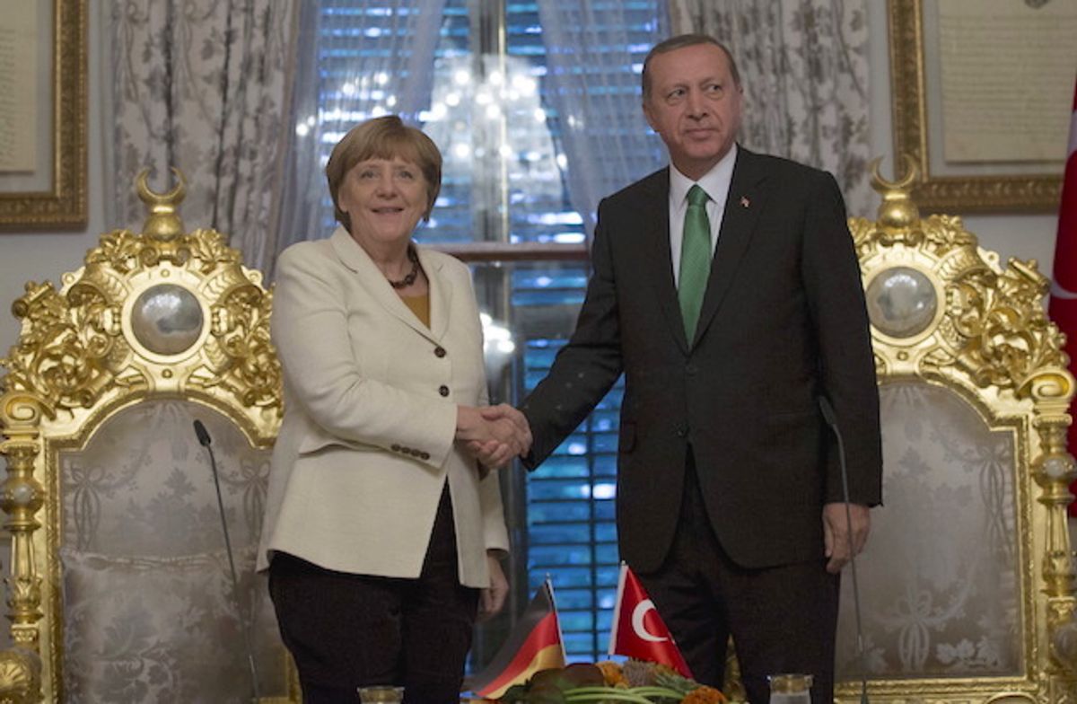German Chancellor Angela Merkel meets with Turkish President Recep Tayyip Erdoğan in Istanbul, Turkey on October 18, 2015  (Reuters/Tolga Bozoglu)