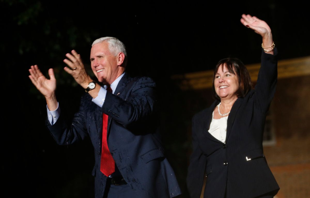 Republican vice presidential candidate Indiana Gov. Mike Pence, and his wife Karen, right,. (AP)