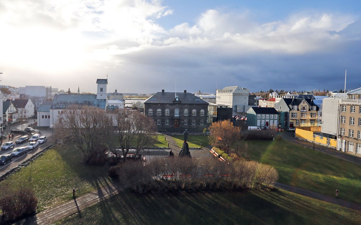 General view at the Iceland's parliament, Althing, at centre, in Reykjavik, Iceland, Wednesday, Oct. 26, 2016, ahead of upcoming Parliamentary Elections. Elections will be held in Iceland on Oct. 29, 2016, with the an anti-authoritarian Piratar (Pirate) Party as one of the front-runners according to public polls. ( (AP Photo/Frank Augstein))