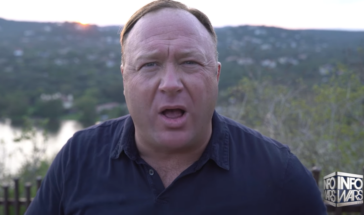Alex Jones relays a thank you message to his viewers from President-elect Donald Trump, November 11, 2016. (Info Wars)