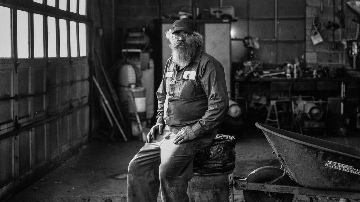Larry, a worker at Superior Coal Breaker, Schuylkill County, Pennsylvania. (Photos by Joel Anderson)