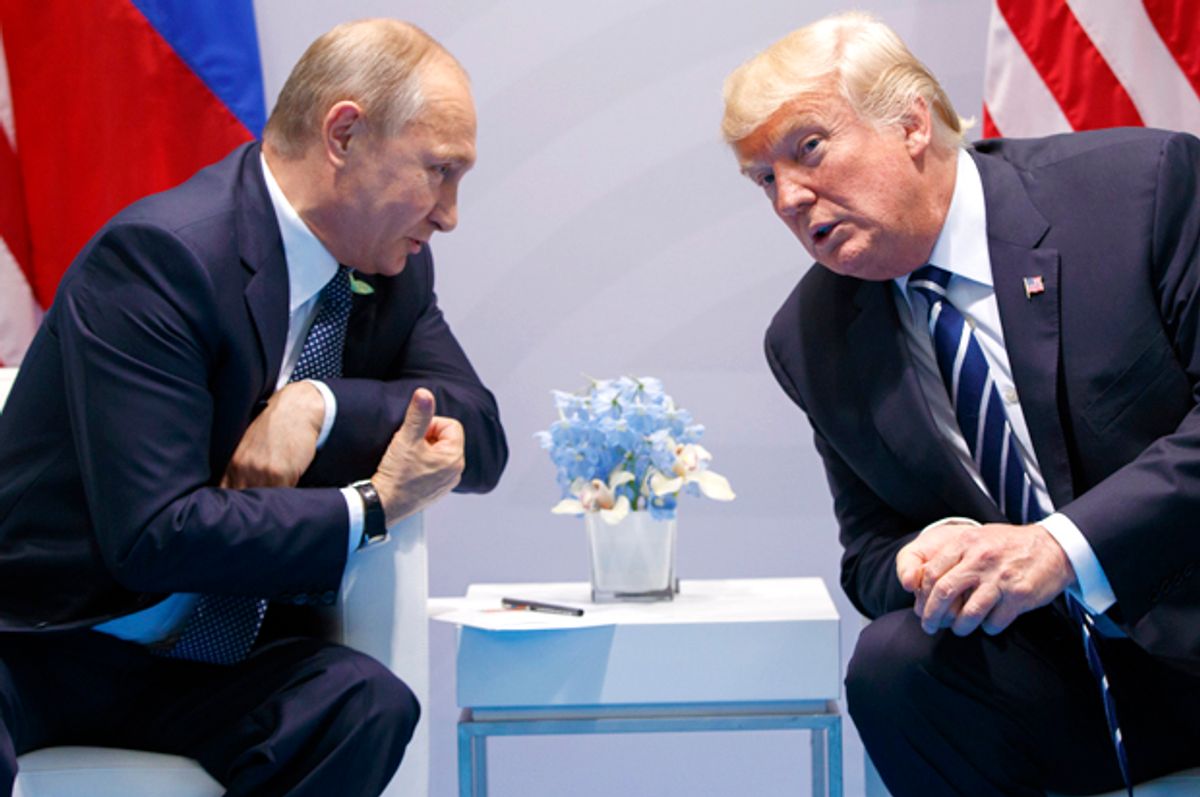 Vladimir Putin; Donald Trump   (AP/Evan Vucci)