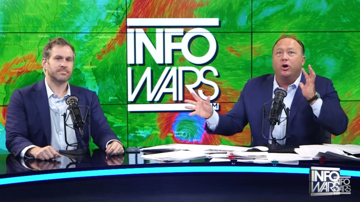 Alex Jones during the Sept. 6, 2017 edition of his web and radio talk show. (Screenshot)