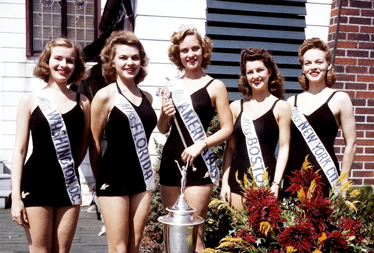 Miss America of 1943 Jean Bartel, center, poses with finalists of the Miss America pageant in Atlantic City, N.J., Sept. 11, 1943. (AP Photo)