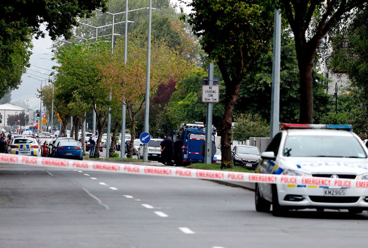 Police cordon off the area in front of the Masjid al Noor mosque after a shooting incident in Christchurch on March 15, 2019. (Getty/Tessa Burrows)