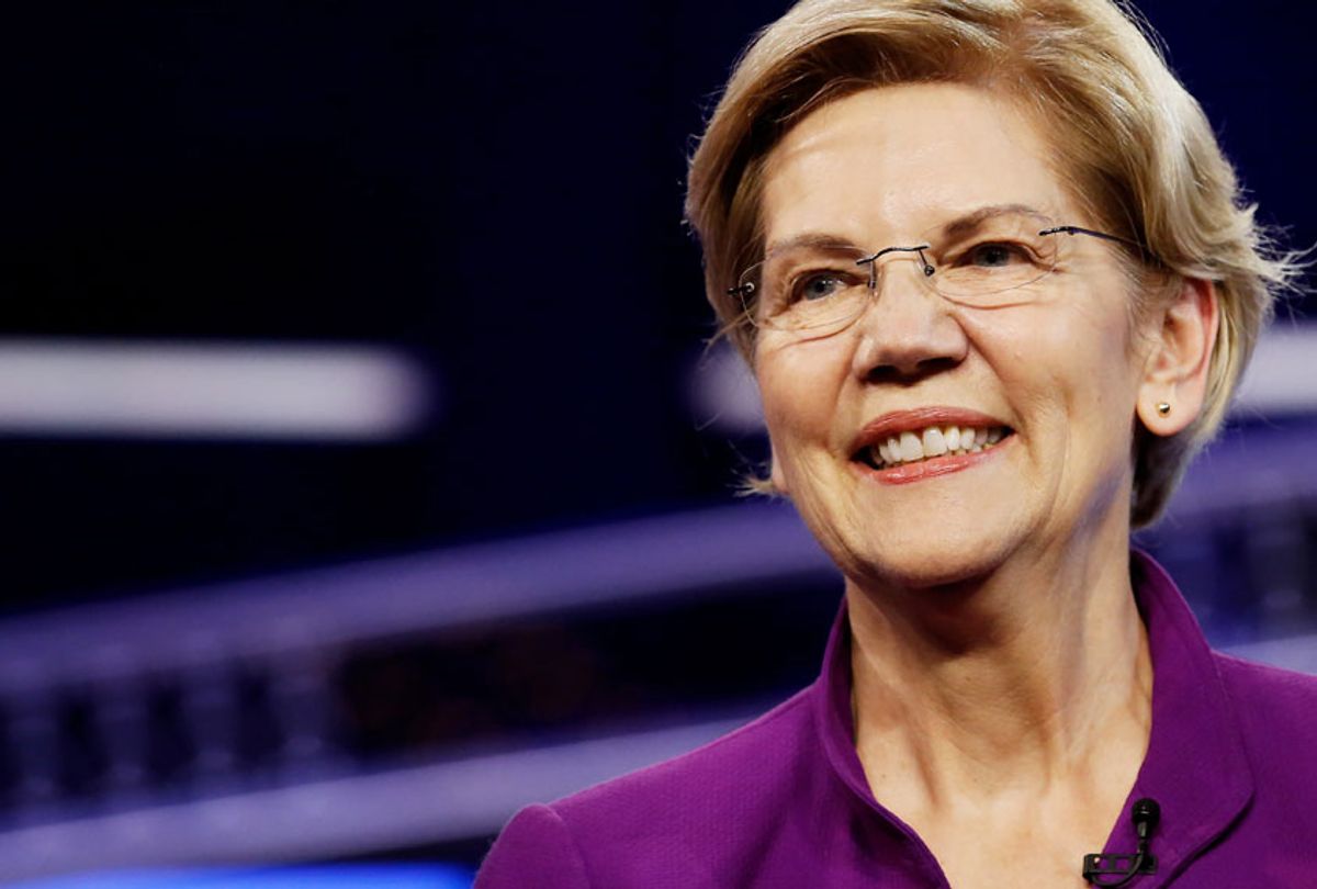  Sen. Elizabeth Warren (D-MA) takes the stage during the first night of the Democratic presidential debate on June 26, 2019 in Miami, Florida. (Getty/Drew Angerer)