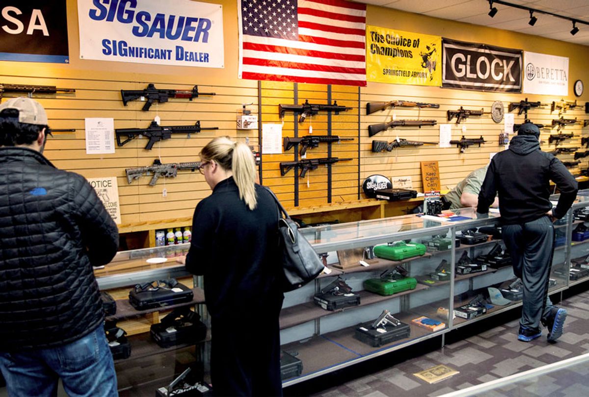 Customers shop at Blue Ridge Arsenal in Chantilly, Va., USA (Samuel Corum/Anadolu Agency/Getty Images)