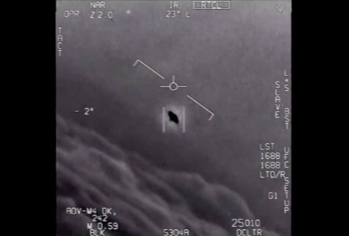Pentagon formally releases 3 Navy videos showing "unidentified aerial phenomena"  (US Pentagon)