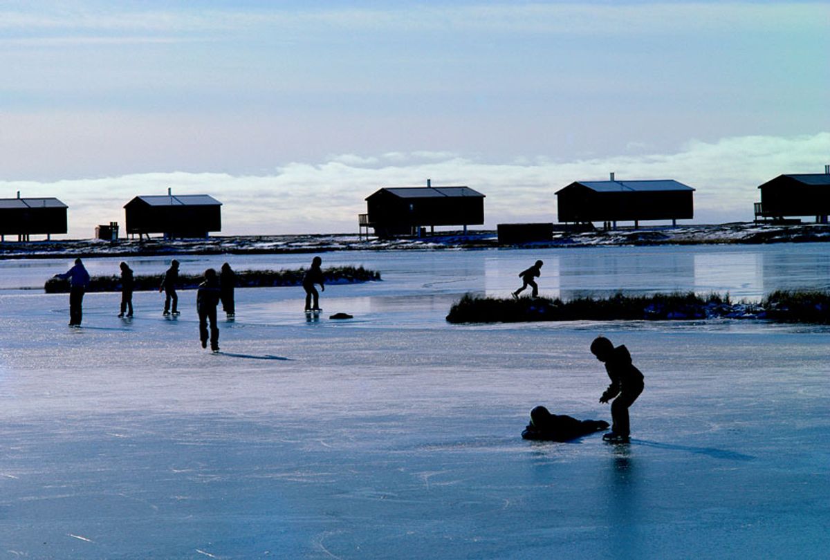 Inuit Eskimo Village in Alaska (Getty Images/Jim Simmen)