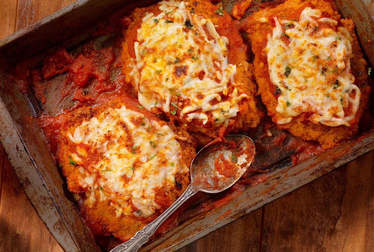 Chicken Parmesan Baked in Tomato Sauce (Getty Images/Lauri Patterson)