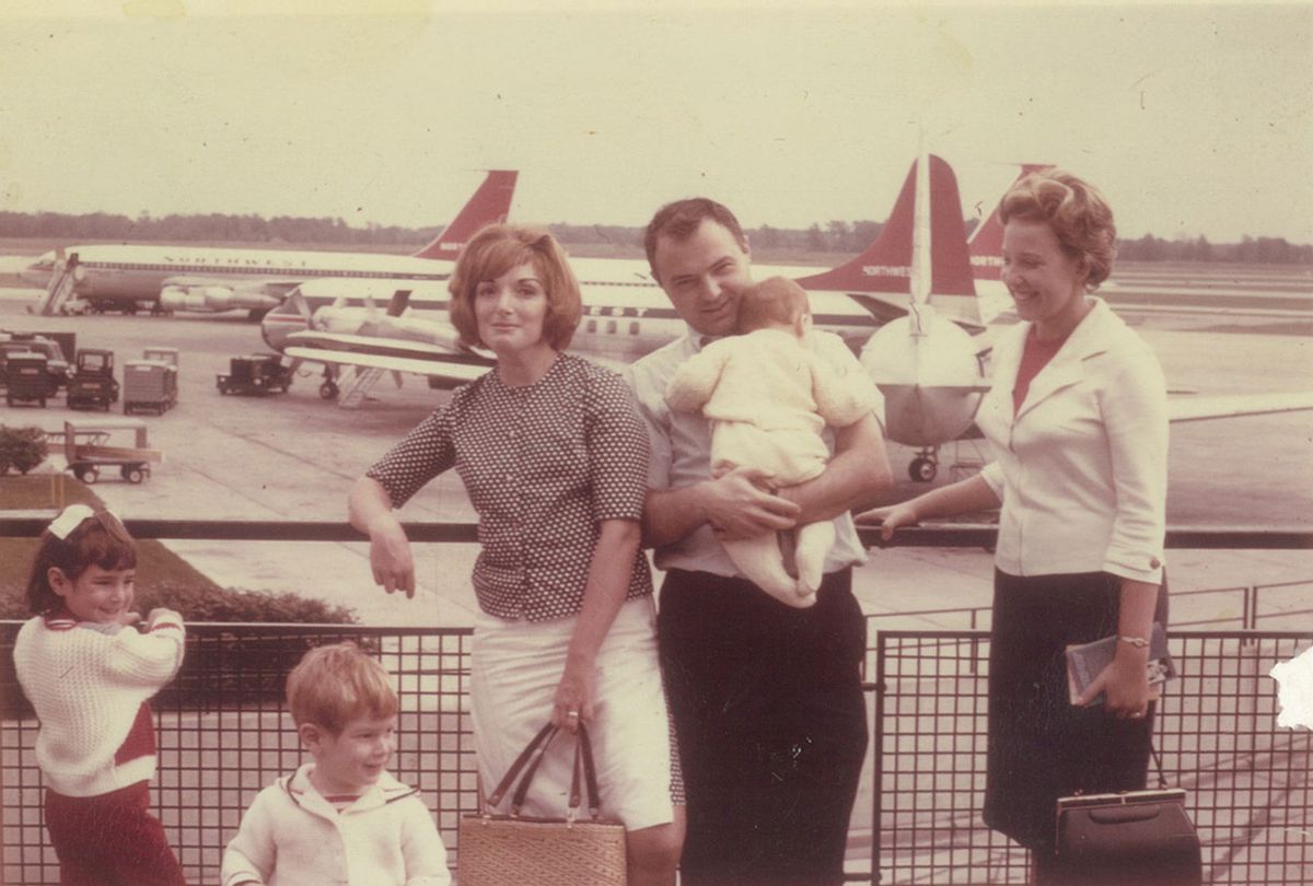 Shapiro Family at the airport (Photo provided by Susan Shapiro)