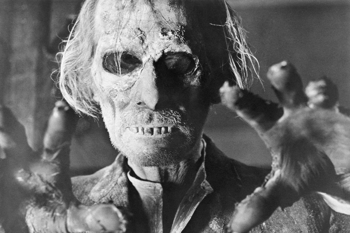 Peter Cushing returns from the grave in "Tales From the Crypt," 1972. (Getty Images/Bettmann )