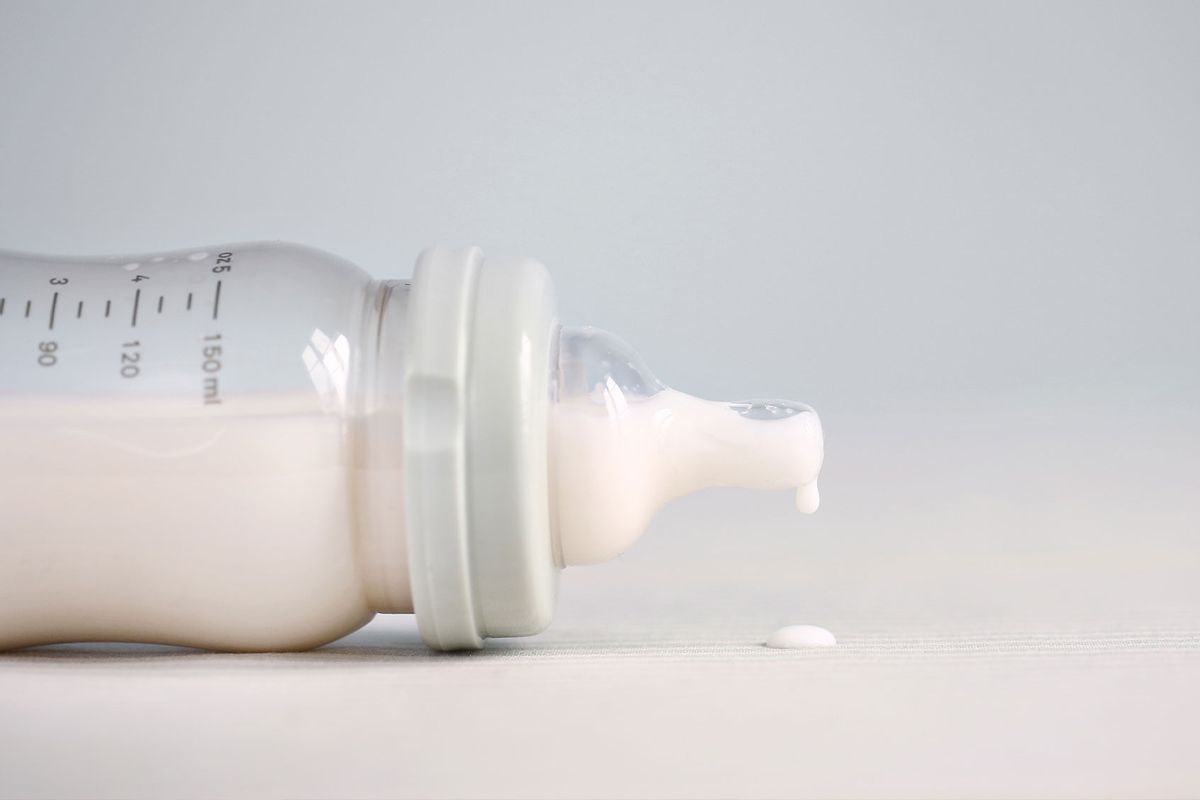 Baby bottle of milk (Getty Images/Catherine Delahaye)