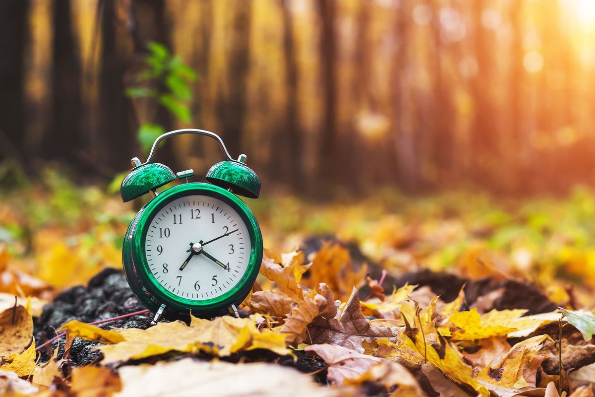 Autumn Alarm Clock Daylight Savings, concept (Getty Images/IgorBukhlin)