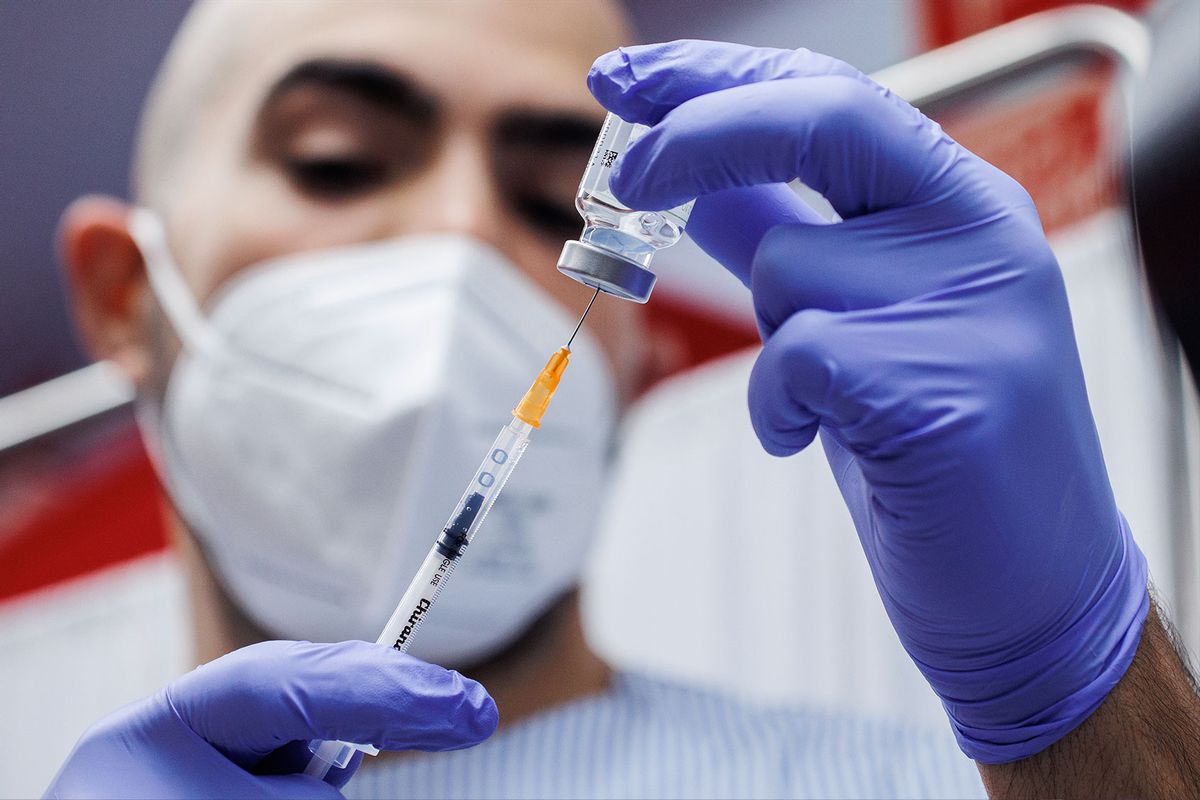 A nurse prepares an injection of the Moderna dose vaccine on 26 September, 2022 in Madrid, Spain. (Alejandro Martinez Velez/Europa Press via Getty Images)
