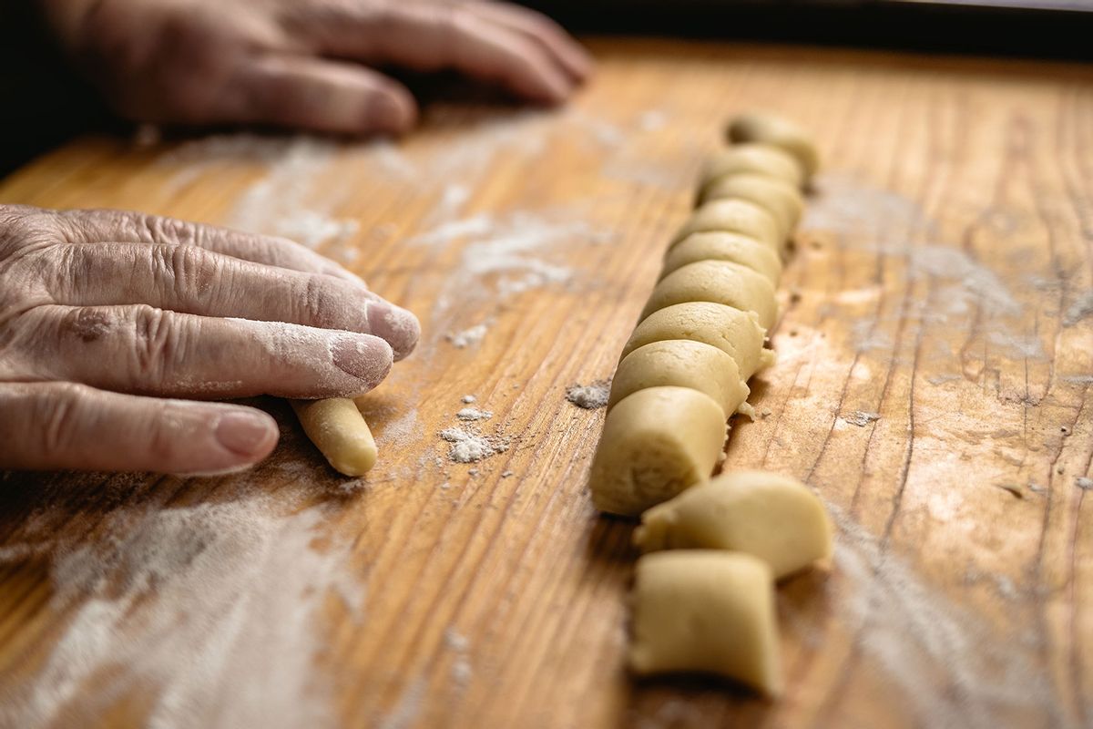 Rolling Dough (Getty Images/Zbynek Pospisil)