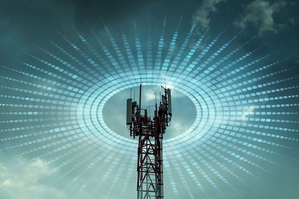 5G cellular communications tower (Getty Images/D-Keine)